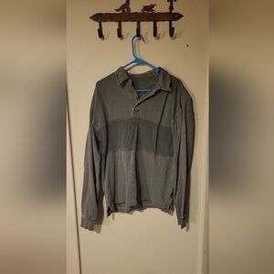 Long sleeve collared shirt